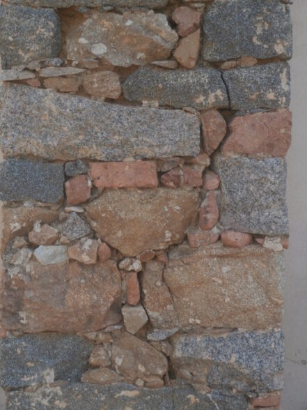 Mur mur.