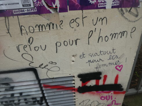 Les Indociles roman philosophique anticipation chronologie. Graffiti.